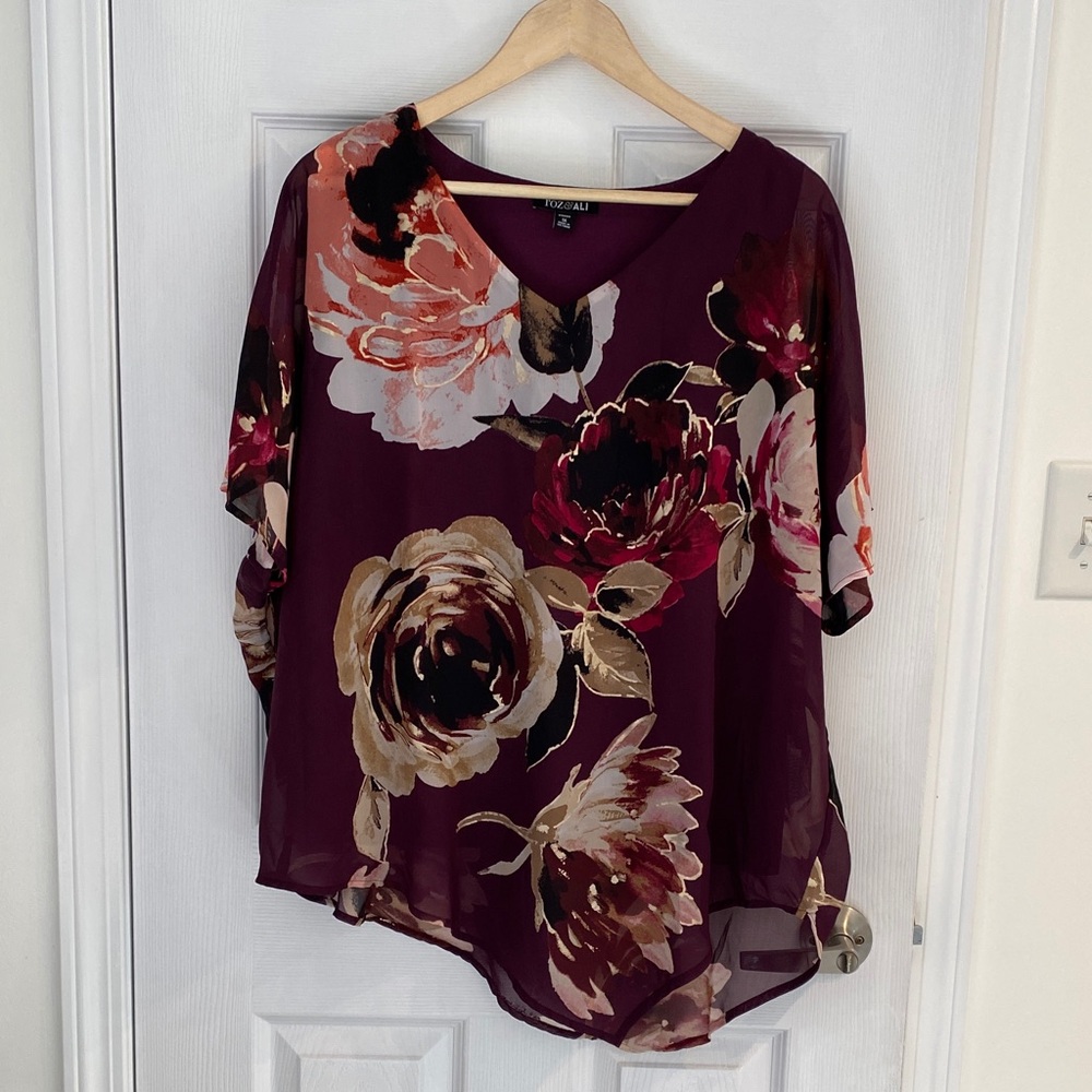 Roz & Ali Women's Burgundy Floral Asymmetric Blouse, Plus size 1X